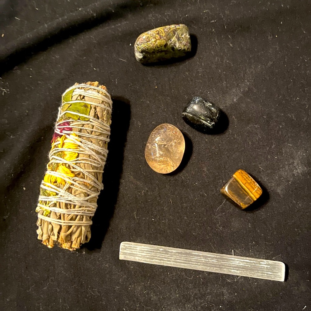 Manifestation healing crystal set